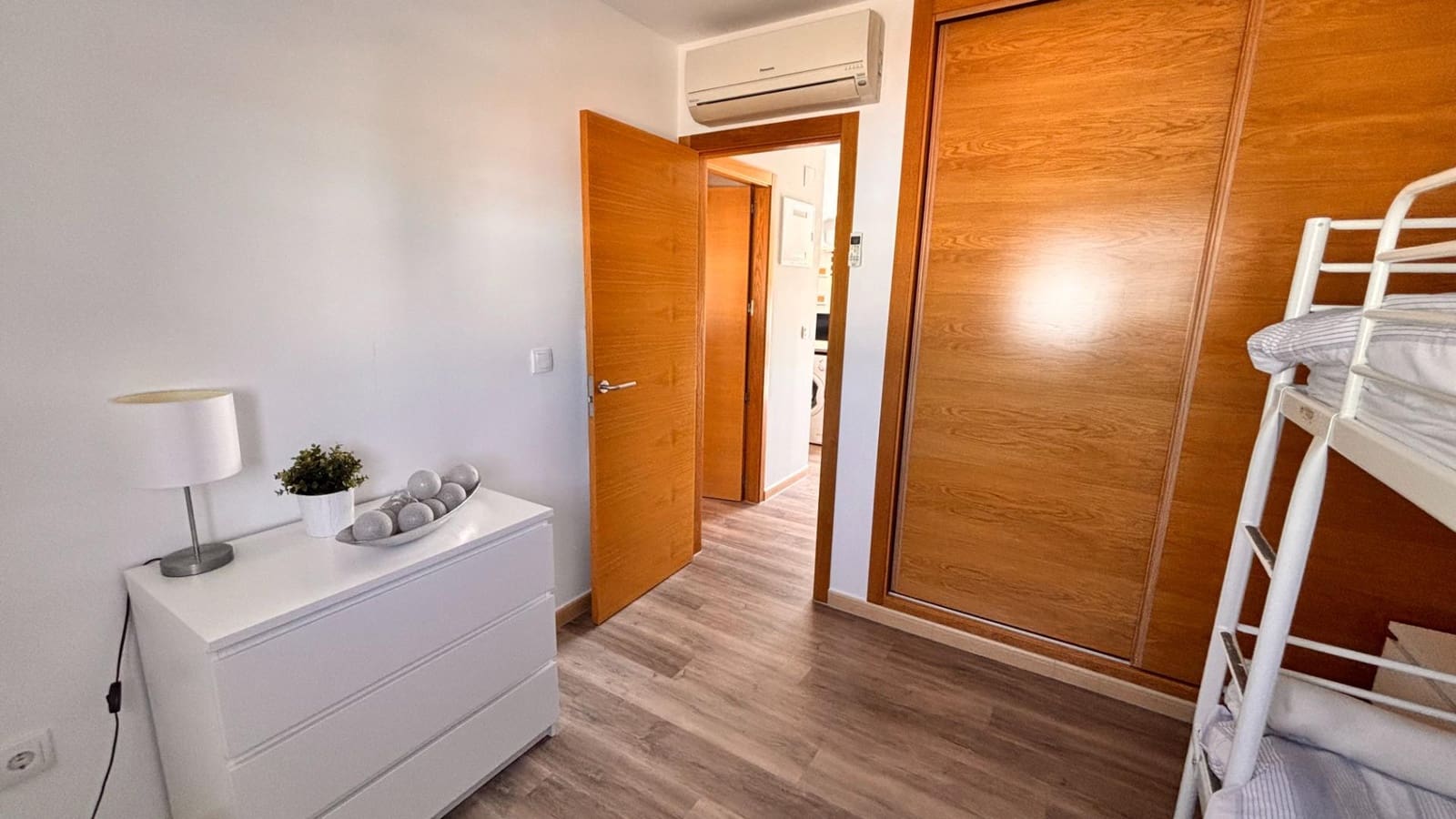 2 soveværelse Lejlighed til salg i Condado de Alhama med swimmingpool - € 125.500 (Ref: 9861834)