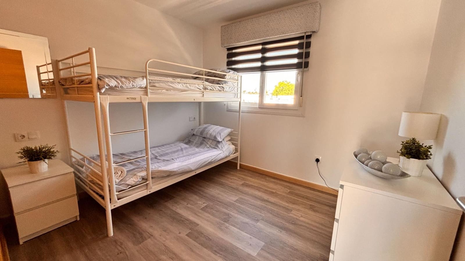 2 soveværelse Lejlighed til salg i Condado de Alhama med swimmingpool - € 125.500 (Ref: 9861834)