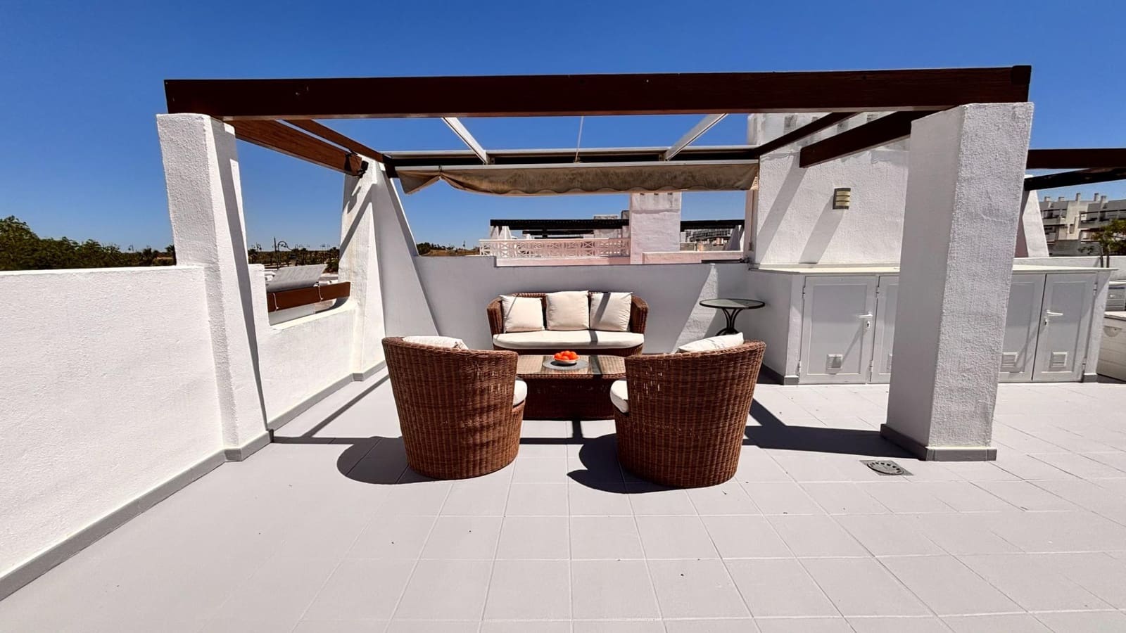 2 soveværelse Lejlighed til salg i Condado de Alhama med swimmingpool - € 125.500 (Ref: 9861834)
