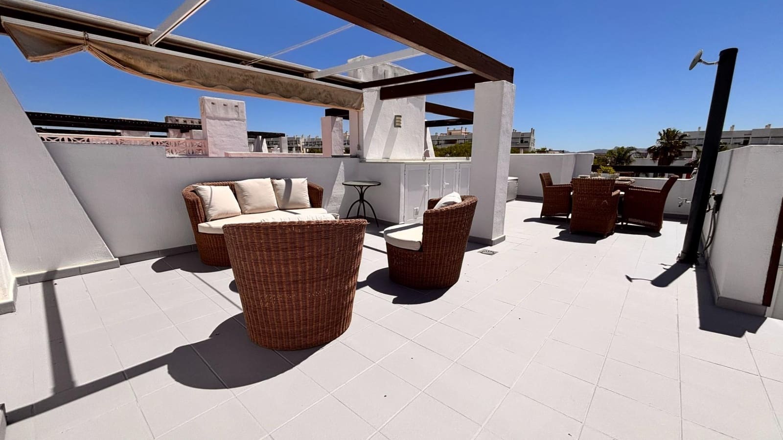 2 soveværelse Lejlighed til salg i Condado de Alhama med swimmingpool - € 125.500 (Ref: 9861834)
