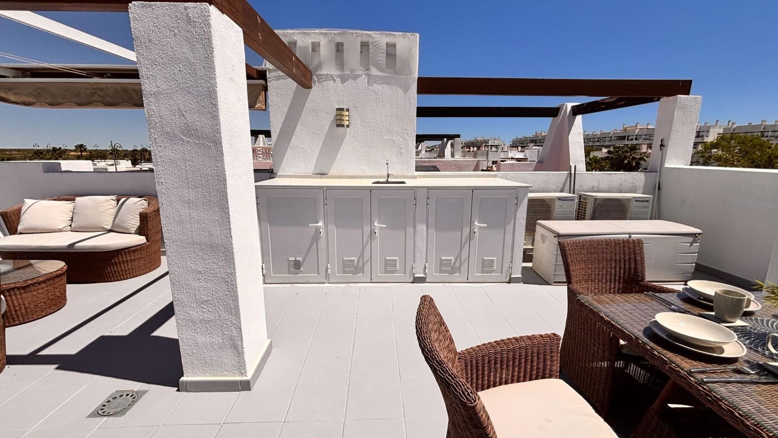 2 soveværelse Lejlighed til salg i Condado de Alhama med swimmingpool - € 125.500 (Ref: 9861834)