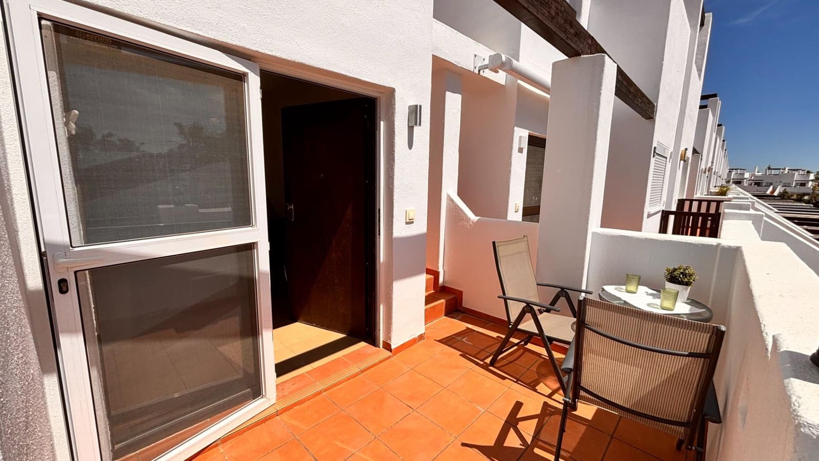 2 soveværelse Lejlighed til salg i Condado de Alhama med swimmingpool - € 118.900 (Ref: 9866941)