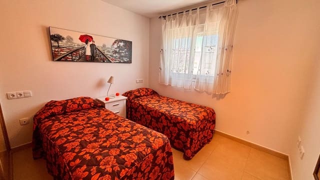 Apartamento de 2 habitaciones en Alhama de Murcia en venta con piscina - 119.900 € (Ref: 9903858)