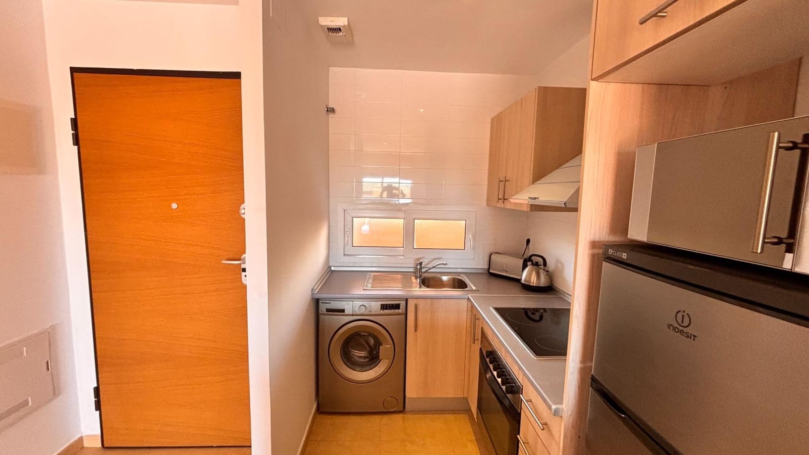 Apartamento de 2 habitaciones en Condado de Alhama en venta con piscina - 115.000 € (Ref: 9903859)