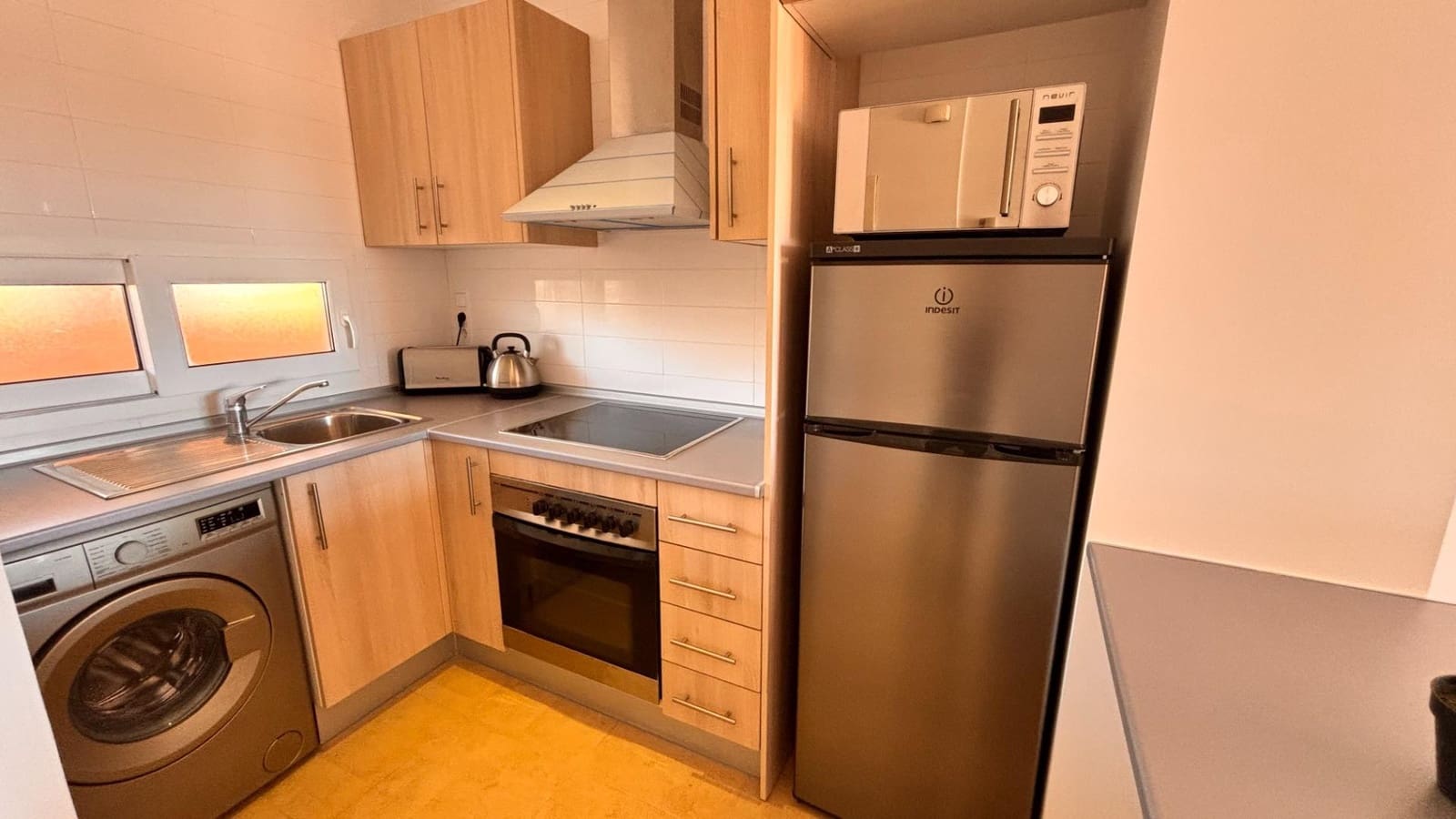 Apartamento de 2 habitaciones en Condado de Alhama en venta con piscina - 115.000 € (Ref: 9903859)