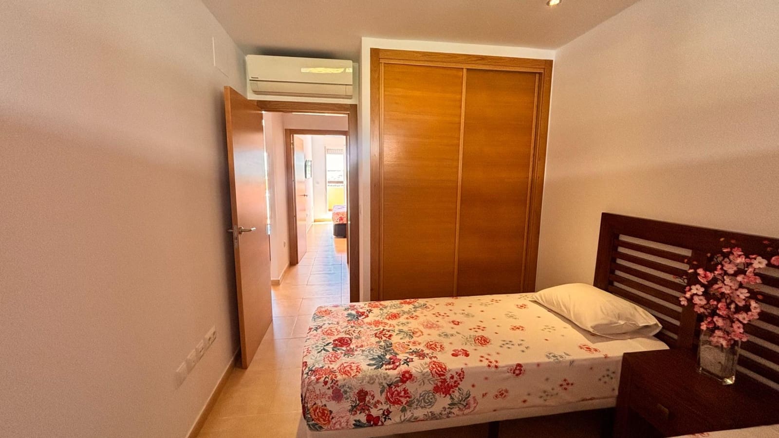 Apartamento de 2 habitaciones en Condado de Alhama en venta con piscina - 115.000 € (Ref: 9903859)