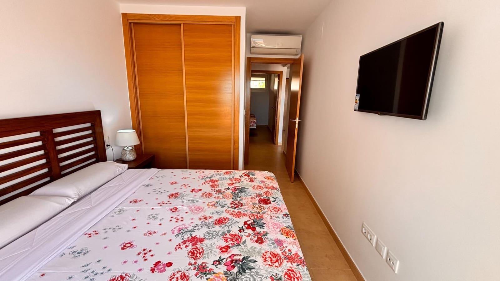 Apartamento de 2 habitaciones en Condado de Alhama en venta con piscina - 115.000 € (Ref: 9903859)