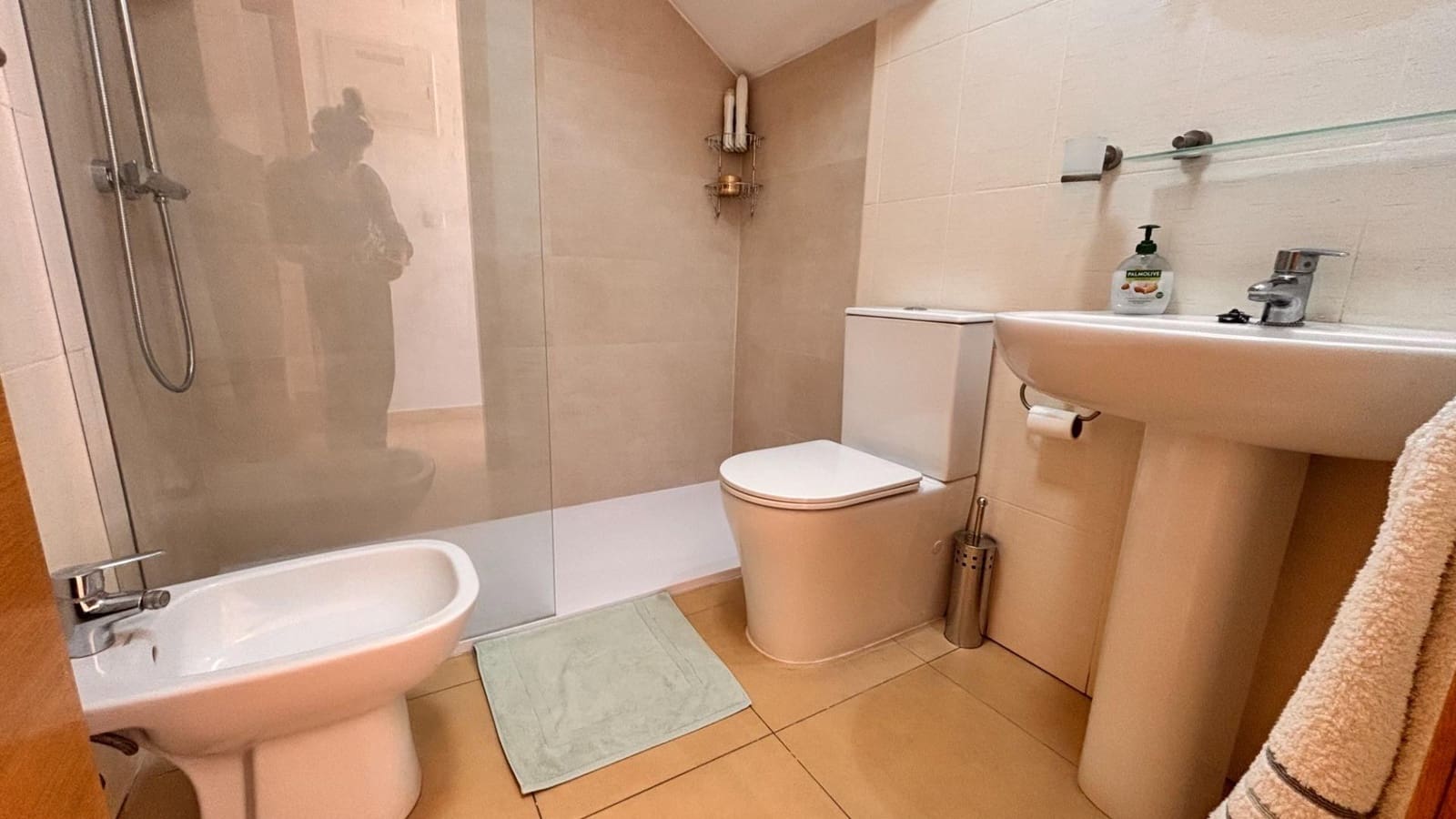 2 soveværelse Lejlighed til salg i Condado de Alhama med swimmingpool - € 117.000 (Ref: 9910984)