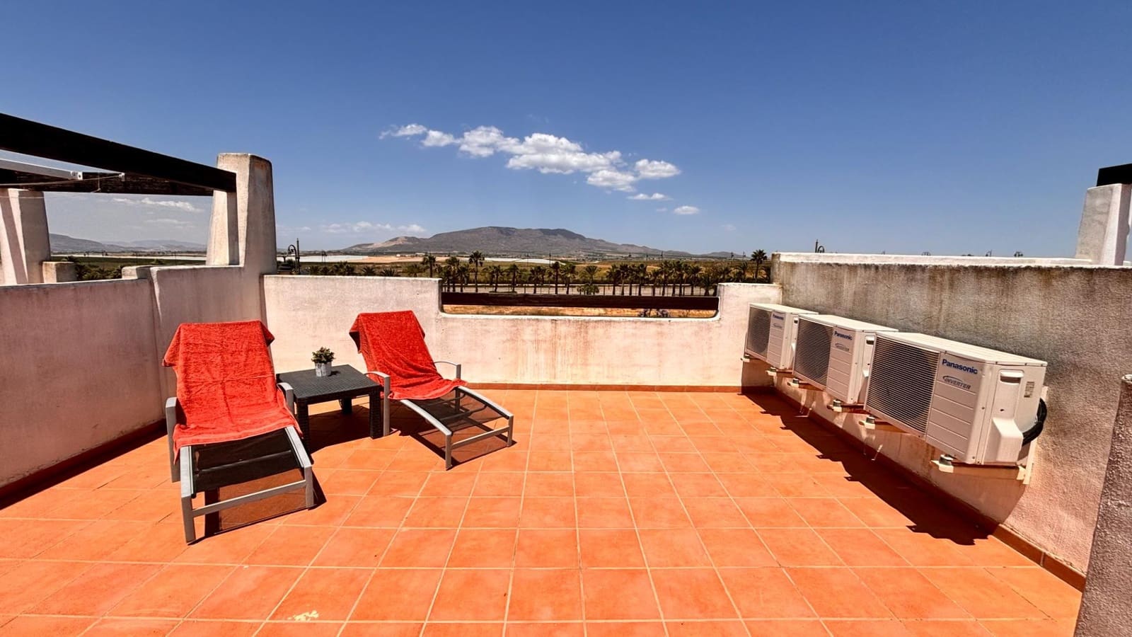 2 soveværelse Lejlighed til salg i Condado de Alhama med swimmingpool - € 117.000 (Ref: 9910984)