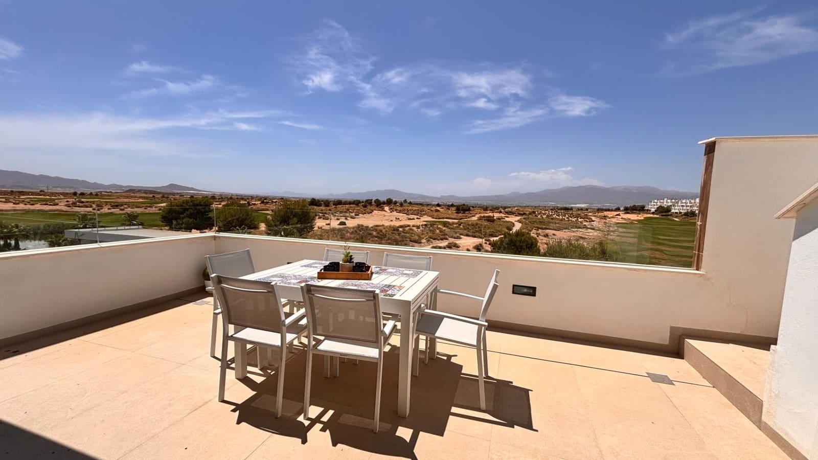 2 makuuhuone Huoneisto myytävänä paikassa Condado de Alhama mukana uima-altaan - 285 000 € (Ref: 9913113)