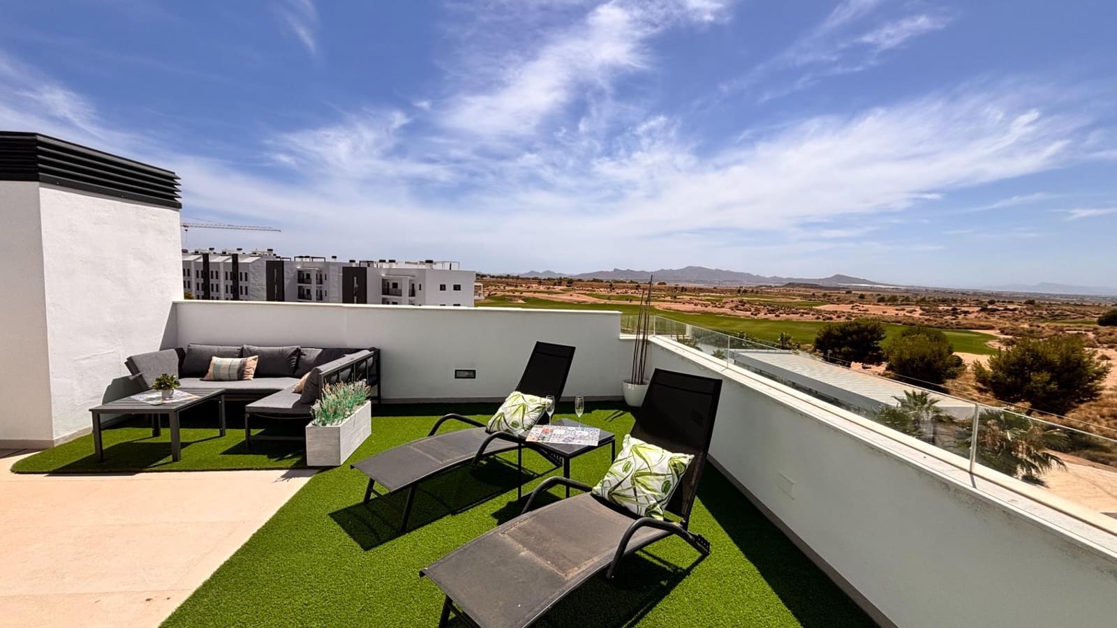 2 makuuhuone Huoneisto myytävänä paikassa Condado de Alhama mukana uima-altaan - 285 000 € (Ref: 9913113)