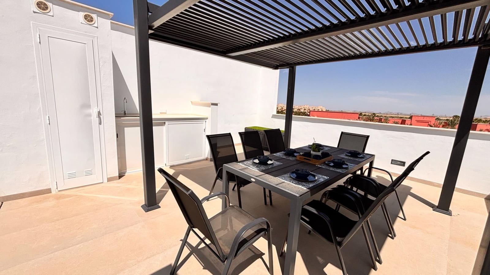 2 makuuhuone Huoneisto myytävänä paikassa Condado de Alhama mukana uima-altaan - 285 000 € (Ref: 9913113)