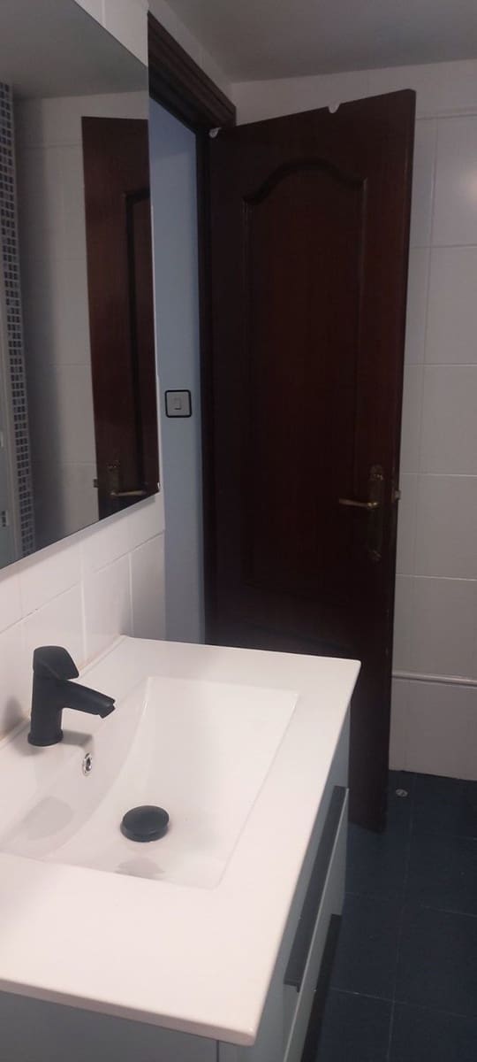 Piso de 3 habitaciones en Murcia ciudad en alquiler - 1.000 € (Ref: 9916932)