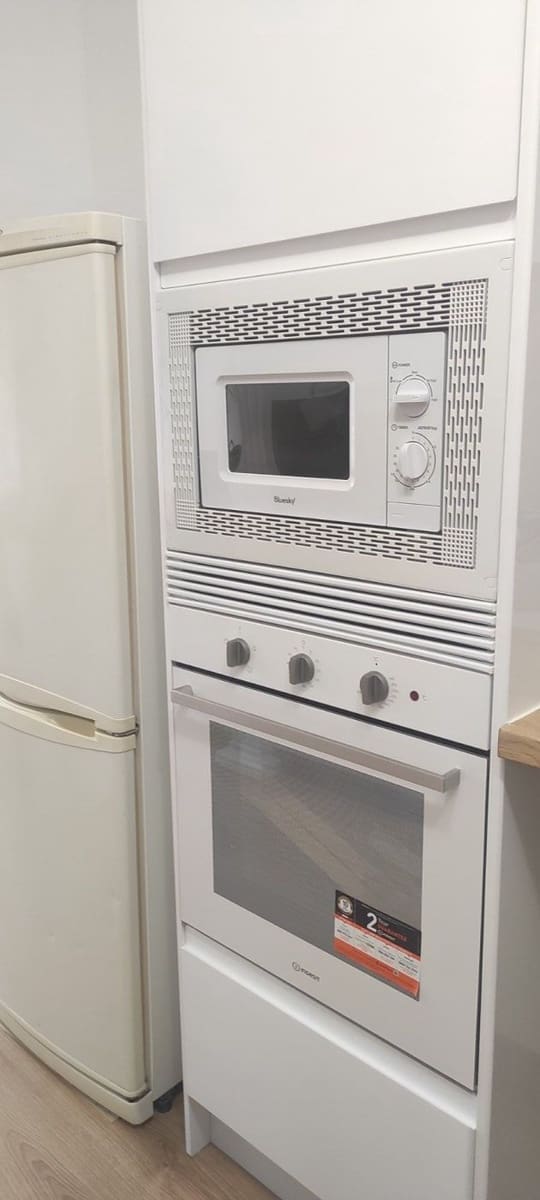 Piso de 3 habitaciones en Murcia ciudad en alquiler - 1.000 € (Ref: 9916932)