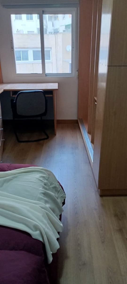 Piso de 3 habitaciones en Murcia ciudad en alquiler - 1.000 € (Ref: 9916932)