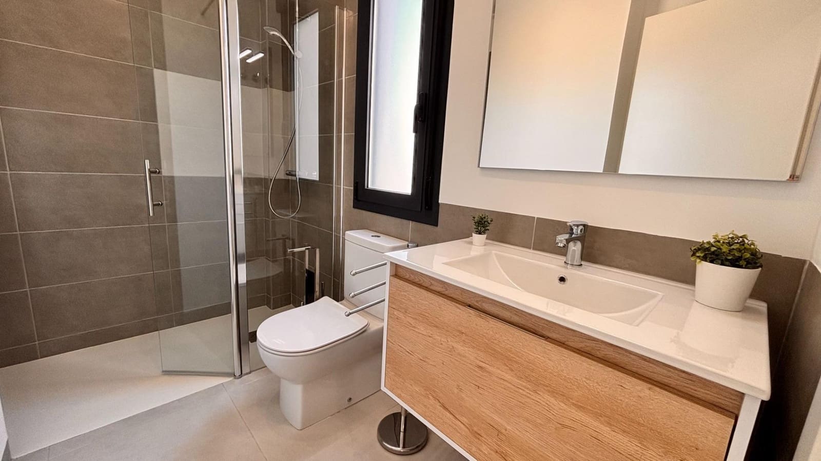 2 soverom Leilighet til salgs i Condado de Alhama med svømmebasseng - € 225 000 (Ref: 9942457)