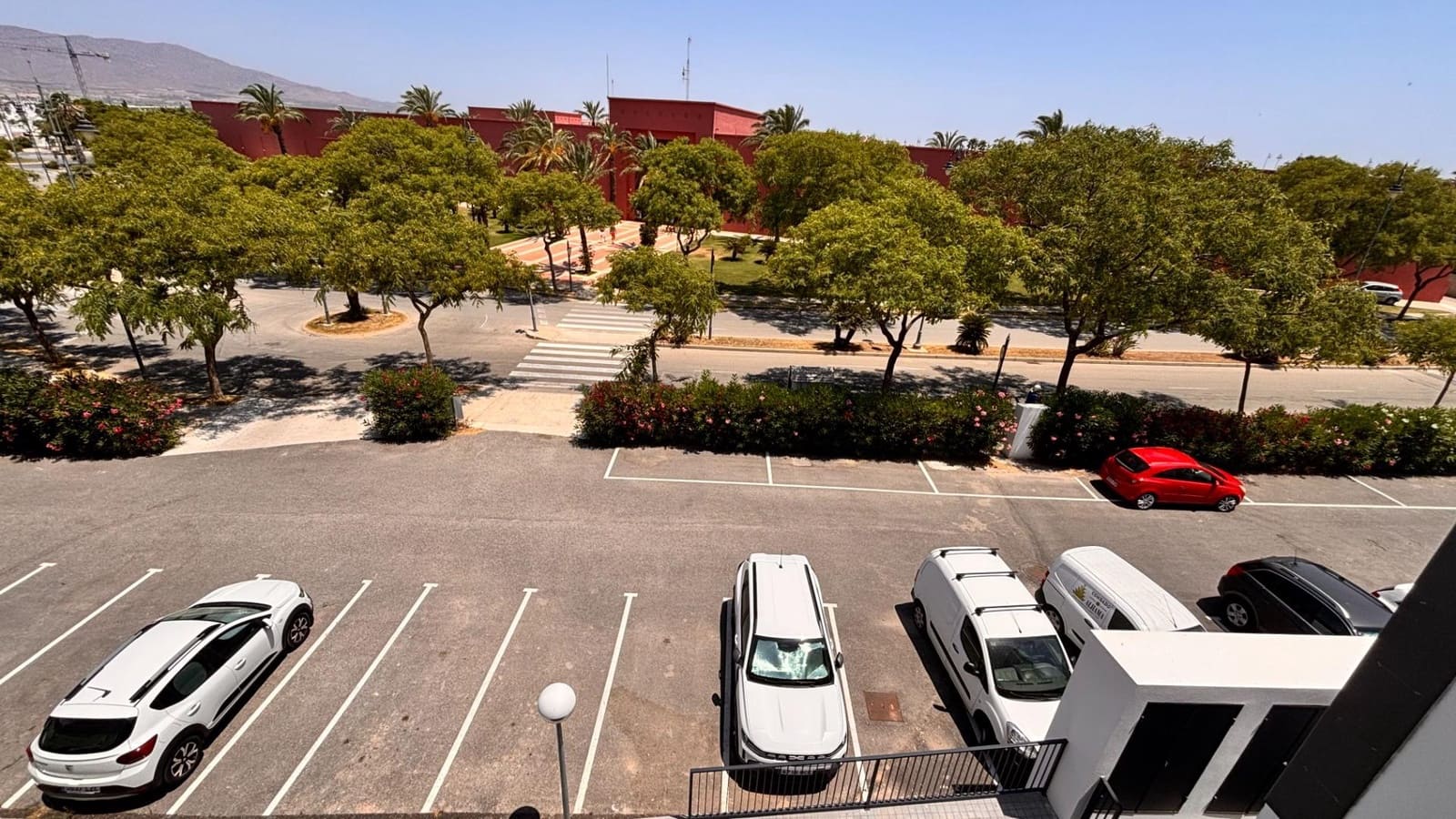 2 soverom Leilighet til salgs i Condado de Alhama med svømmebasseng - € 225 000 (Ref: 9942457)