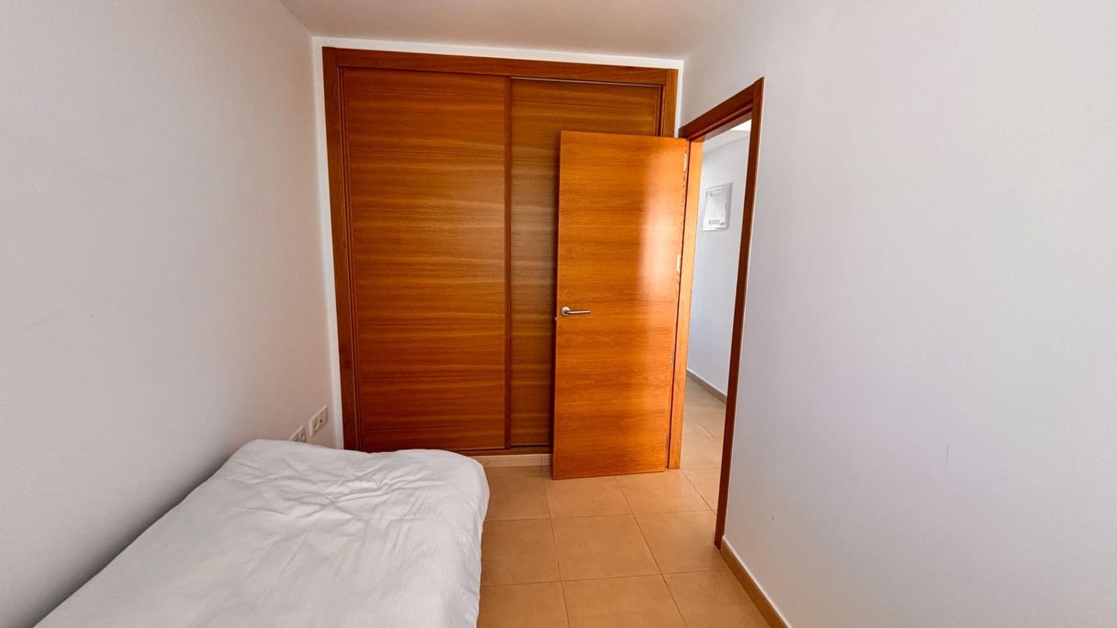 3 bedroom Apartment for sale in Condado de Alhama with pool - € 122,900 (Ref: 9945652)