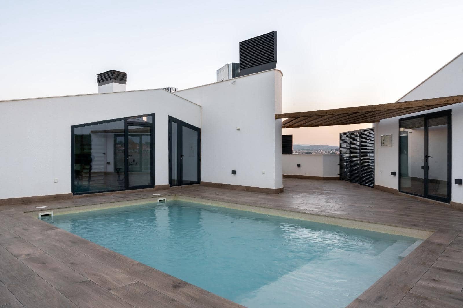 1 soveværelse Lejlighed til leje i Murcia by med swimmingpool - € 850 (Ref: 9966609)