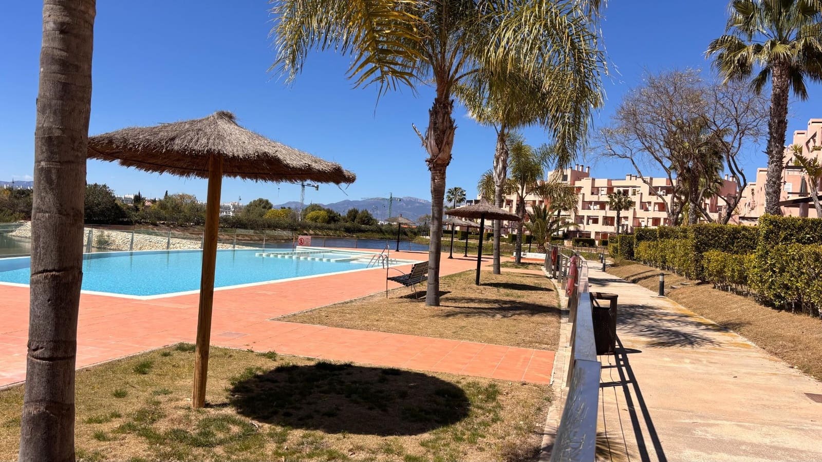 2 soverom Leilighet til salgs i Condado de Alhama med svømmebasseng - € 118 000 (Ref: 9966610)