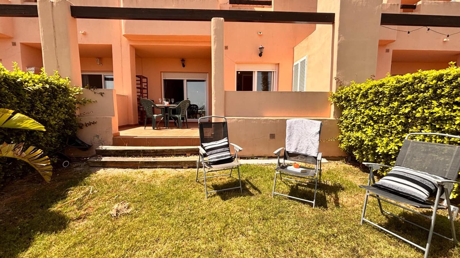 2 soverom Leilighet til salgs i Condado de Alhama med svømmebasseng - € 118 000 (Ref: 9966610)