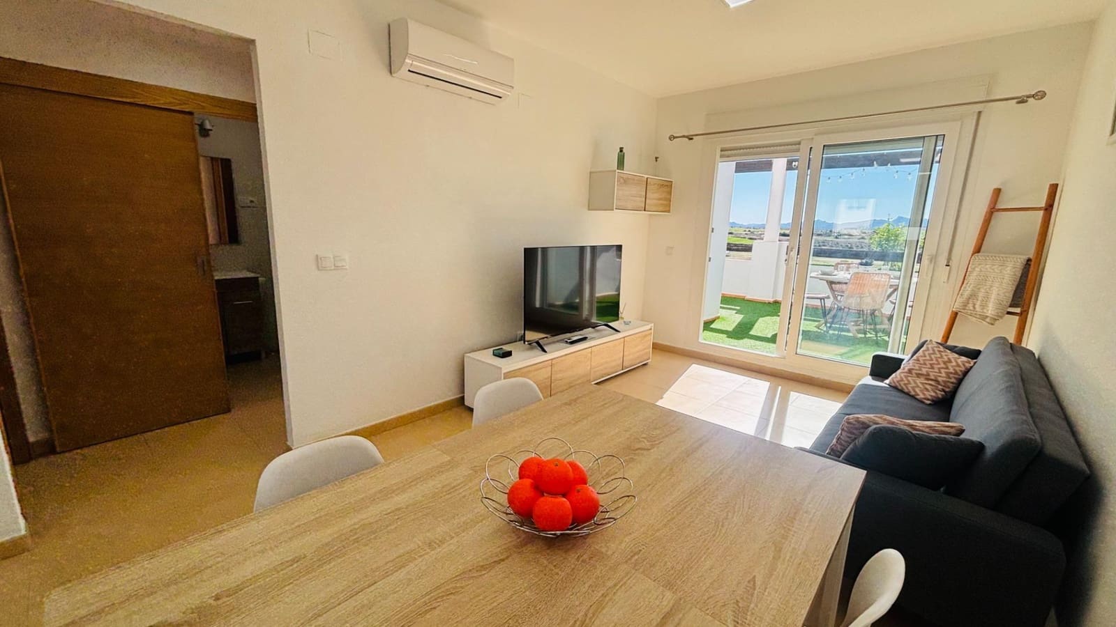 2 soveværelse Lejlighed til salg i Alhama de Murcia med swimmingpool - € 124.900 (Ref: 9975366)