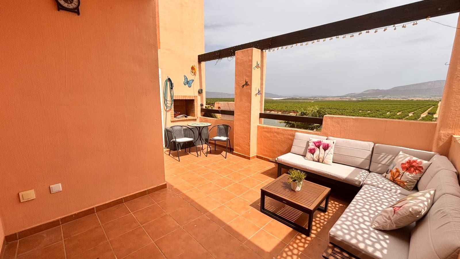 2 soveværelse Lejlighed til salg i Condado de Alhama med swimmingpool garage - € 119.900 (Ref: 9975367)