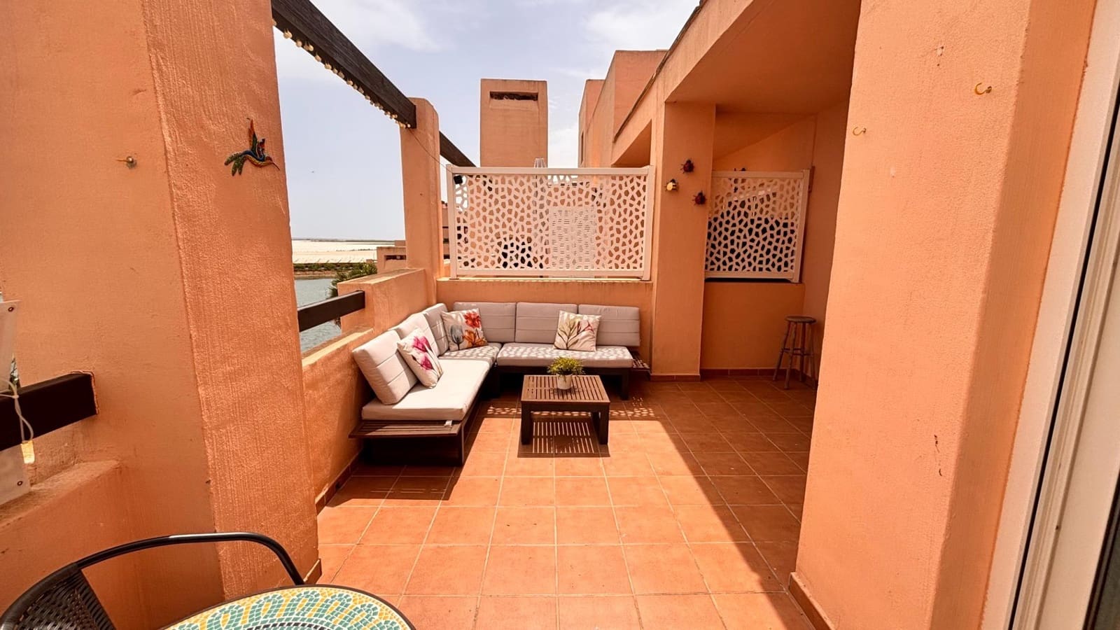 2 soveværelse Lejlighed til salg i Condado de Alhama med swimmingpool garage - € 119.900 (Ref: 9975367)