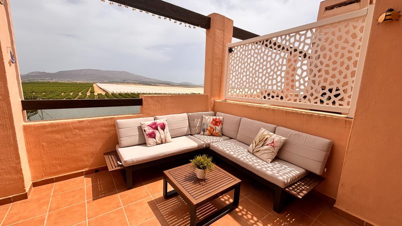 2 soveværelse Lejlighed til salg i Condado de Alhama med swimmingpool garage - € 119.900 (Ref: 9975367)