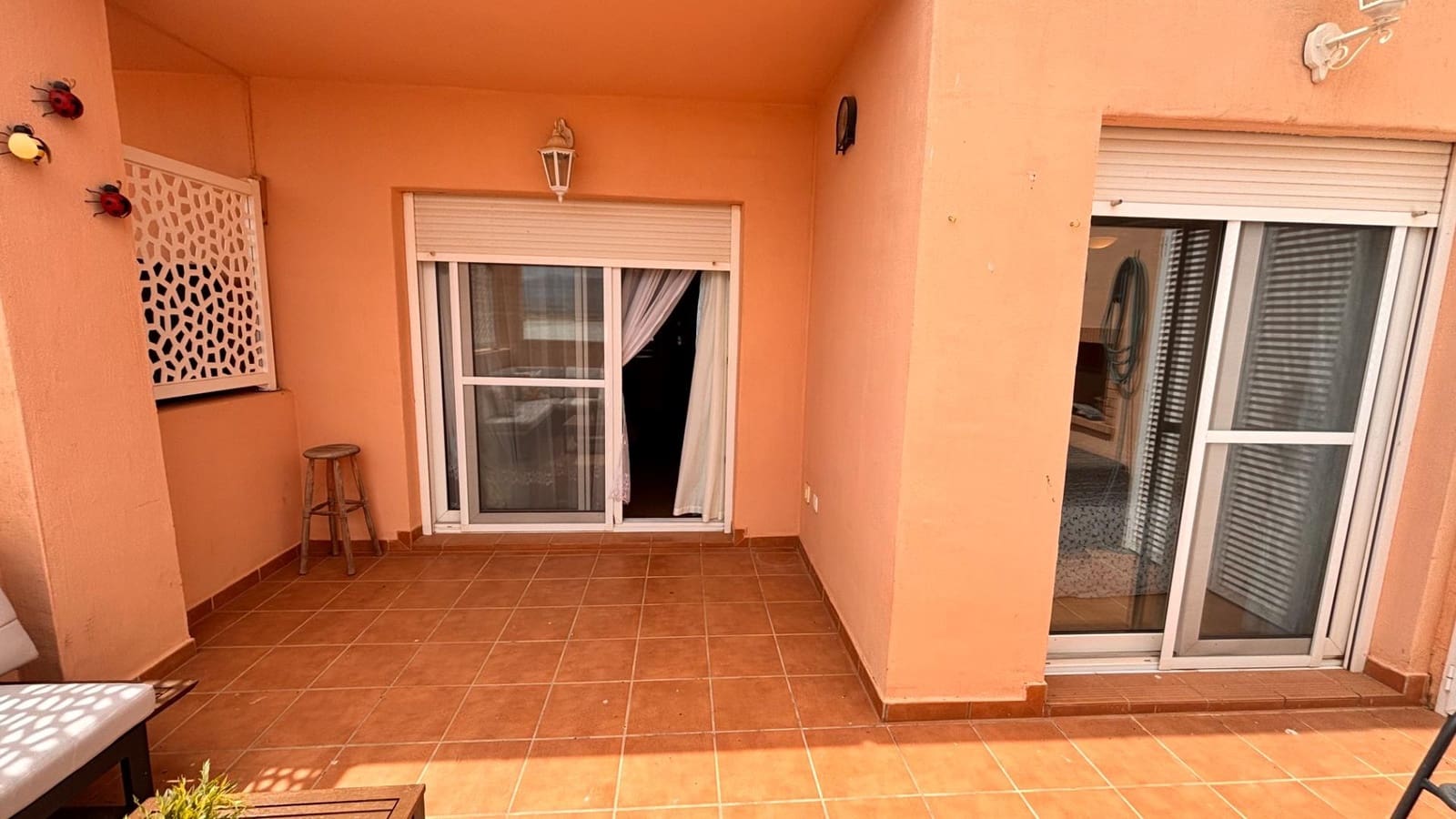 2 soveværelse Lejlighed til salg i Condado de Alhama med swimmingpool garage - € 119.900 (Ref: 9975367)