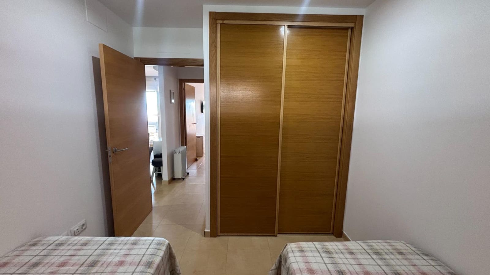2 soveværelse Lejlighed til salg i Condado de Alhama med swimmingpool garage - € 125.000 (Ref: 9977281)