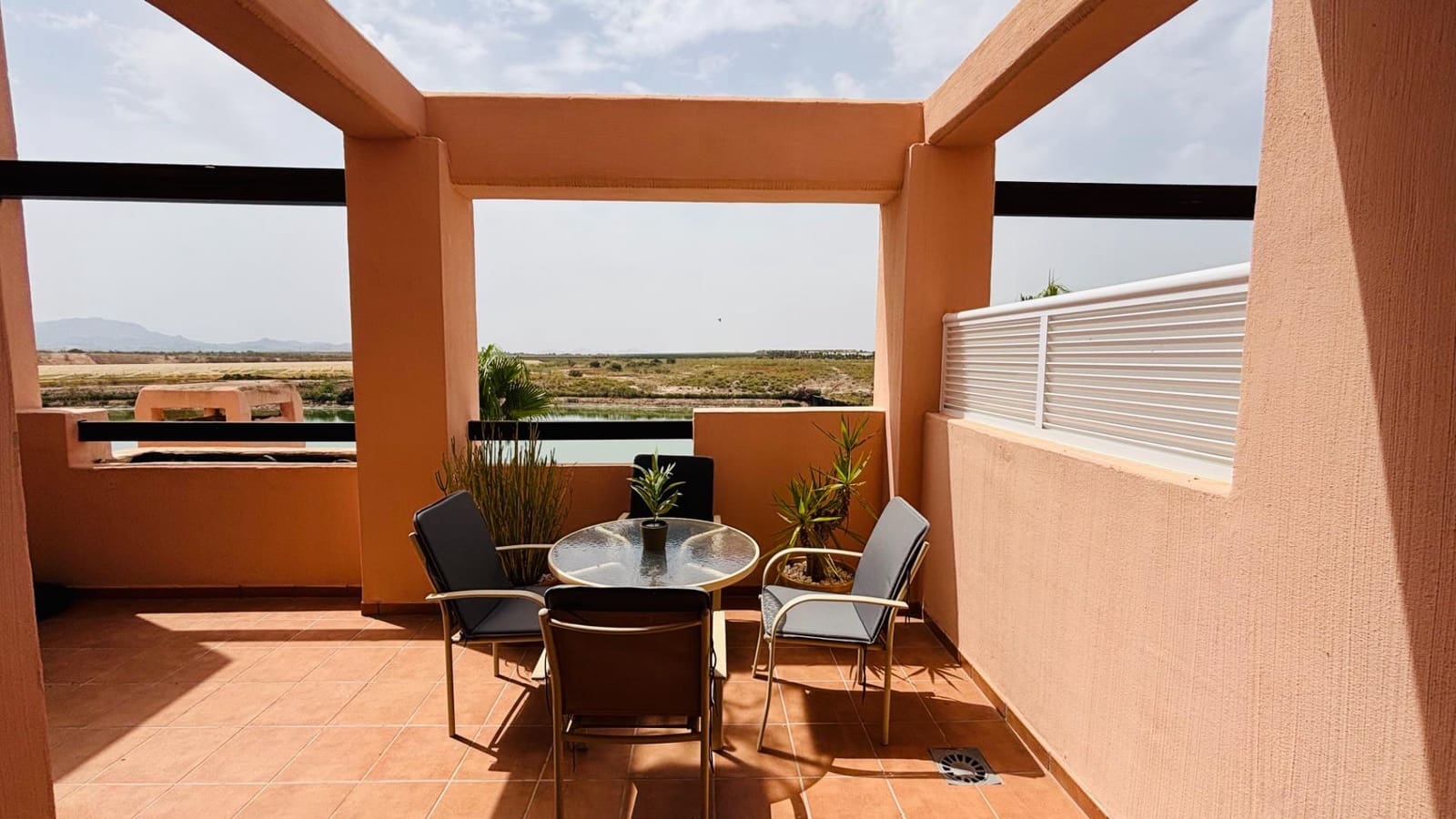 2 Zimmer Apartment zu verkaufen in Condado de Alhama mit Pool - 119.900 € (Ref: 9982944)