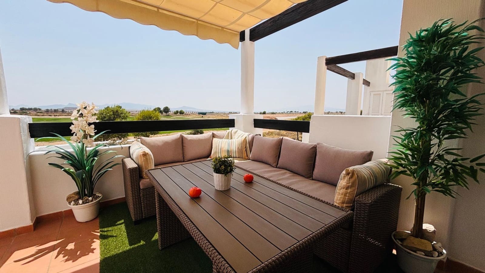 2 Zimmer Apartment zu verkaufen in Condado de Alhama mit Pool - 119.900 € (Ref: 9997095)