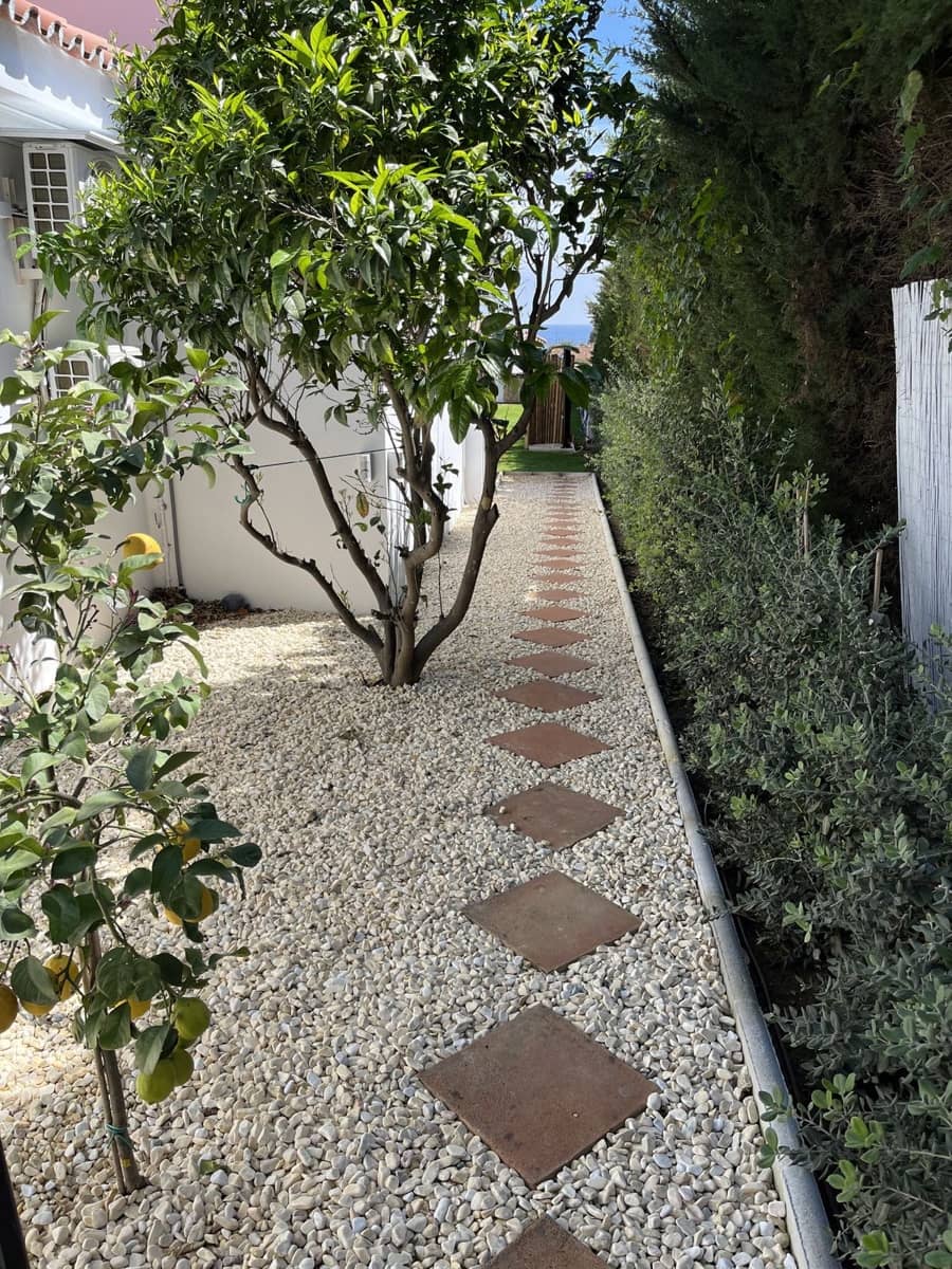 3 sypialnia Willa na sprzedaż w La Duquesa / Puerto de la Duquesa z basenem garażem - 990 000 € (Ref: 10057703)