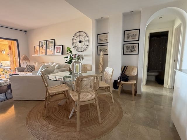 2 makuuhuone Huoneisto myytävänä paikassa La Duquesa / Puerto de la Duquesa, Manilva mukana uima-altaan 
autotalli - 299 000 € (Ref: 10094925)