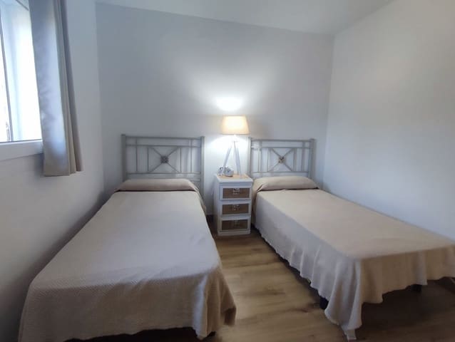 2 sypialnia Penthouse na sprzedaż w Manilva z basenem - 260 000 € (Ref: 10111905)