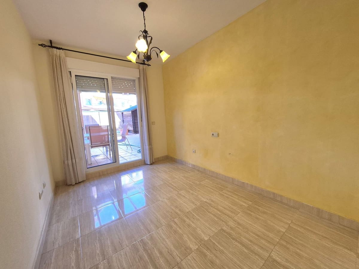 2 sovrum Lägenhet till salu i San Luis de Sabinillas med pool - 299 000 € (Ref: 10112227)
