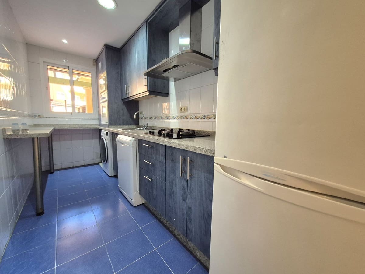 2 sovrum Lägenhet till salu i San Luis de Sabinillas med pool - 299 000 € (Ref: 10112227)