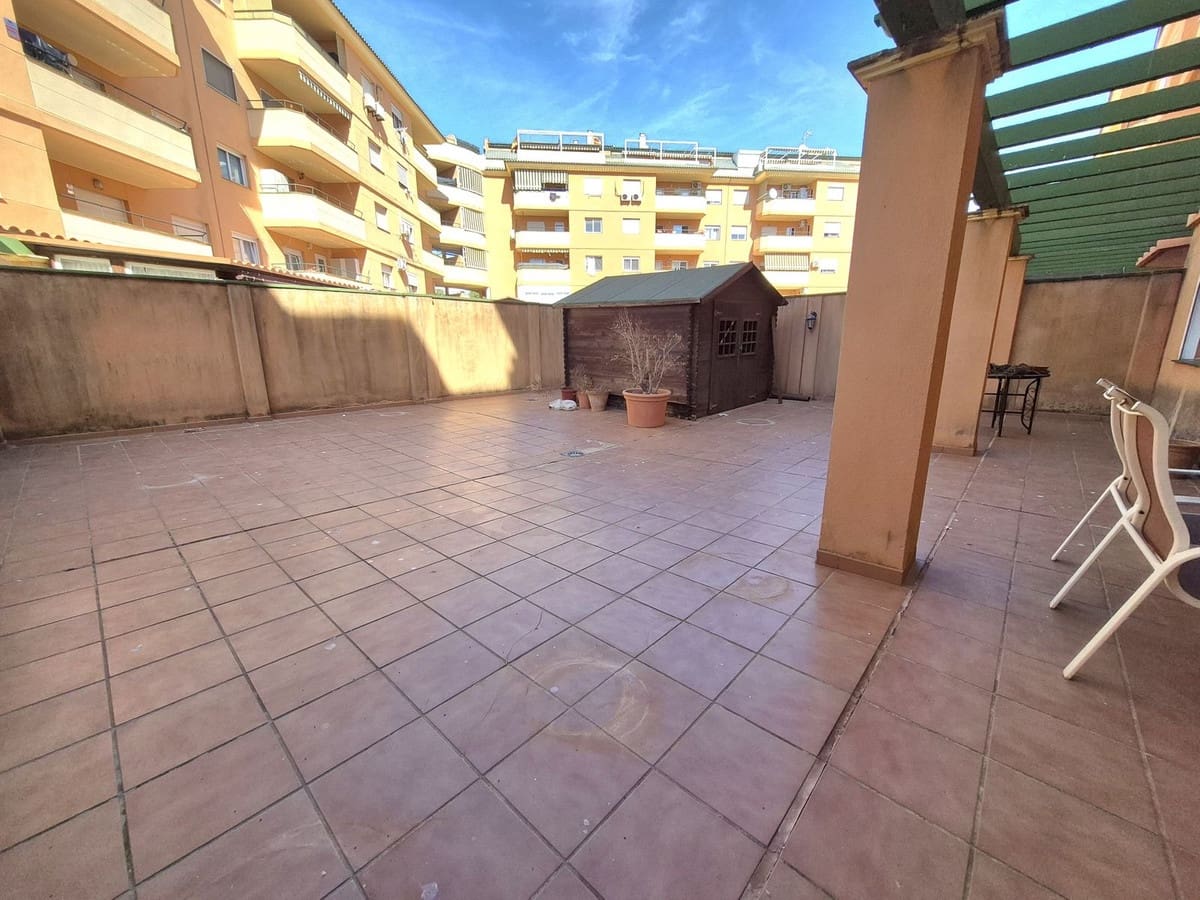 2 sovrum Lägenhet till salu i San Luis de Sabinillas med pool - 299 000 € (Ref: 10112227)