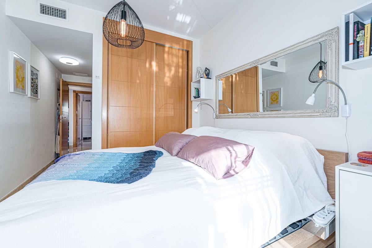 2 Zimmer Apartment zu verkaufen in La Duquesa / Puerto de la Duquesa mit Pool Garage - 360.000 € (Ref: 10174269)