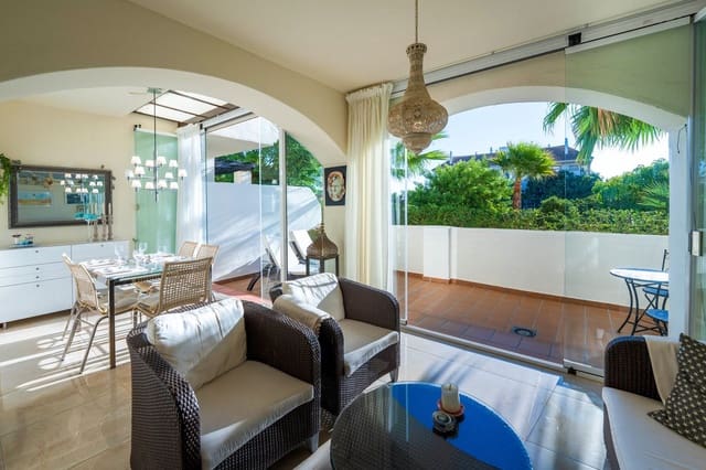 2 Zimmer Apartment zu verkaufen in La Duquesa / Puerto de la Duquesa, Manilva mit Pool Garage - 360.000 € (Ref: 10174269)
