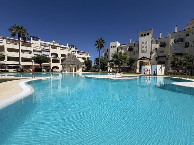 2 Zimmer Apartment zu verkaufen in La Duquesa / Puerto de la Duquesa, Manilva mit Pool Garage - 360.000 € (Ref: 10174269)