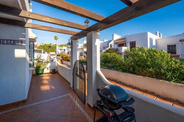 2 sovrum Lägenhet till salu i La Duquesa / Puerto de la Duquesa, Manilva med pool - 310 000 € (Ref: 10174779)