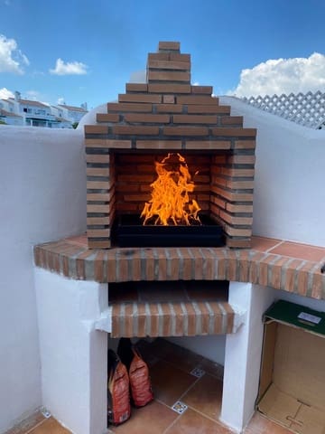 2 makuuhuone Huoneisto lomavuokrausta paikassa La Duquesa / Puerto de la Duquesa, Manilva mukana uima-altaan - 1 200 € (Ref: 3869663)