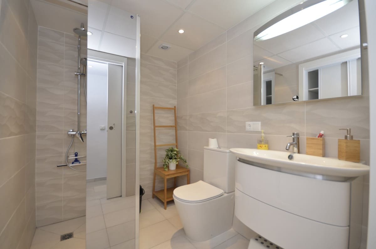 2 sovrum Lägenhet för semesterbostäder i La Duquesa / Puerto de la Duquesa med pool - 700 € (Ref: 3869663)