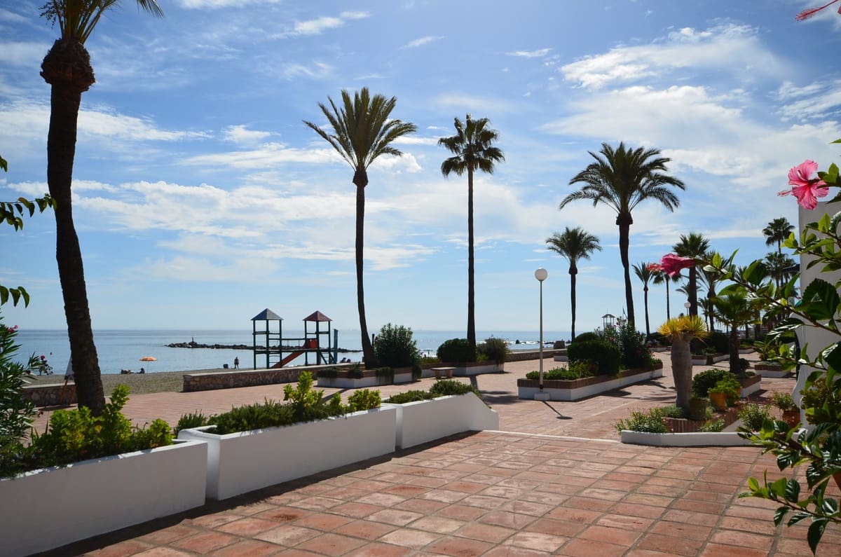 2 sovrum Lägenhet för semesterbostäder i La Duquesa / Puerto de la Duquesa med pool - 700 € (Ref: 3869663)