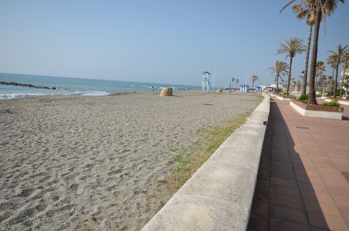 2 sovrum Lägenhet för semesterbostäder i La Duquesa / Puerto de la Duquesa med pool - 700 € (Ref: 3869663)