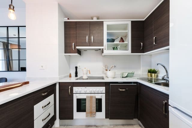 2 sypialnia Apartament na sprzedaż w Manilva z basenem garażem - 249 000 € (Ref: 5100688)