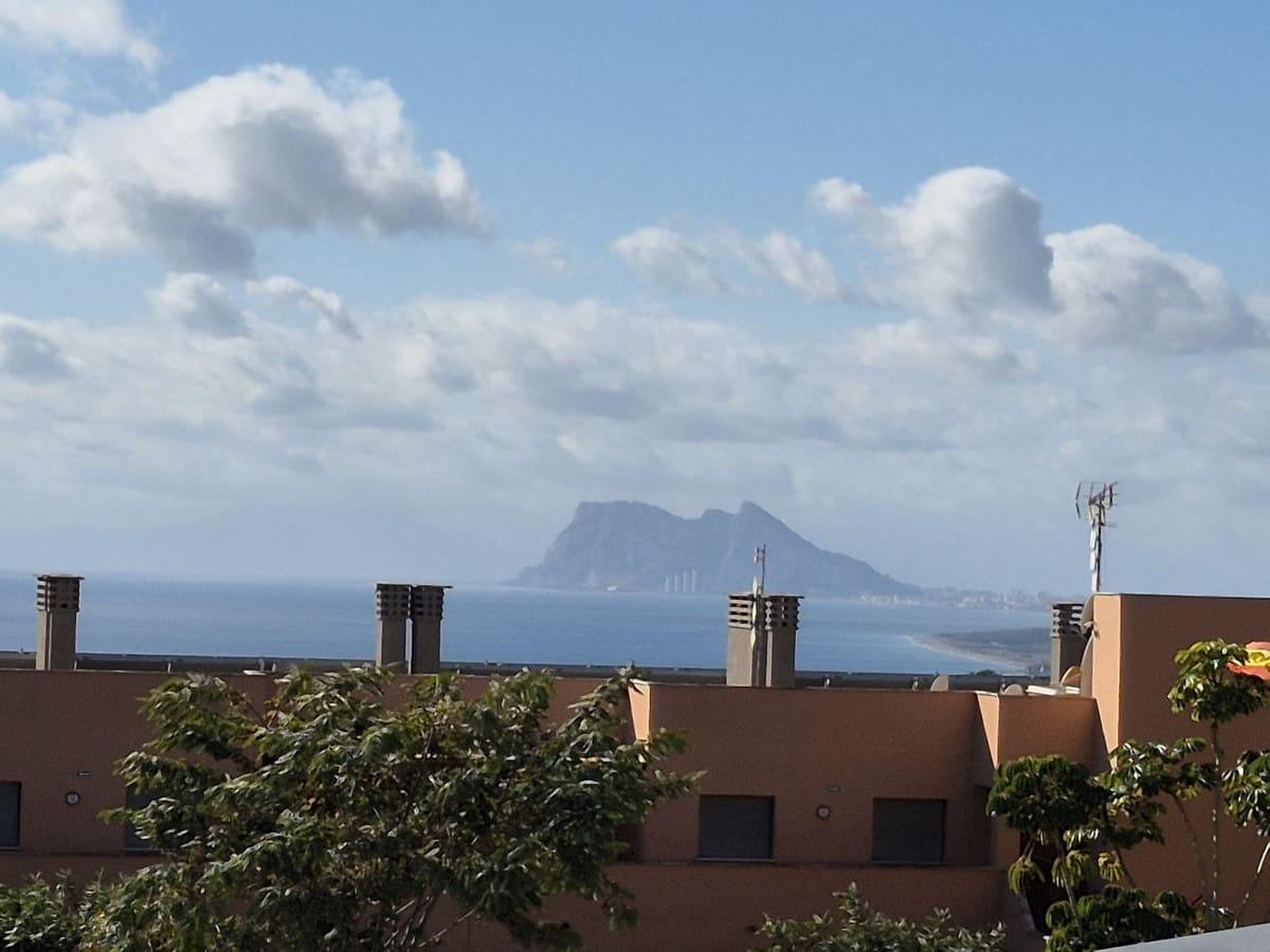 3 sypialnia Dom na sprzedaż w Manilva z basenem garażem - 547 000 € (Ref: 5181985)