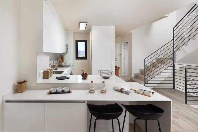 3 slaapkamer Huis te koop in Manilva met zwembad garage - € 595.000 (Ref: 5181985)